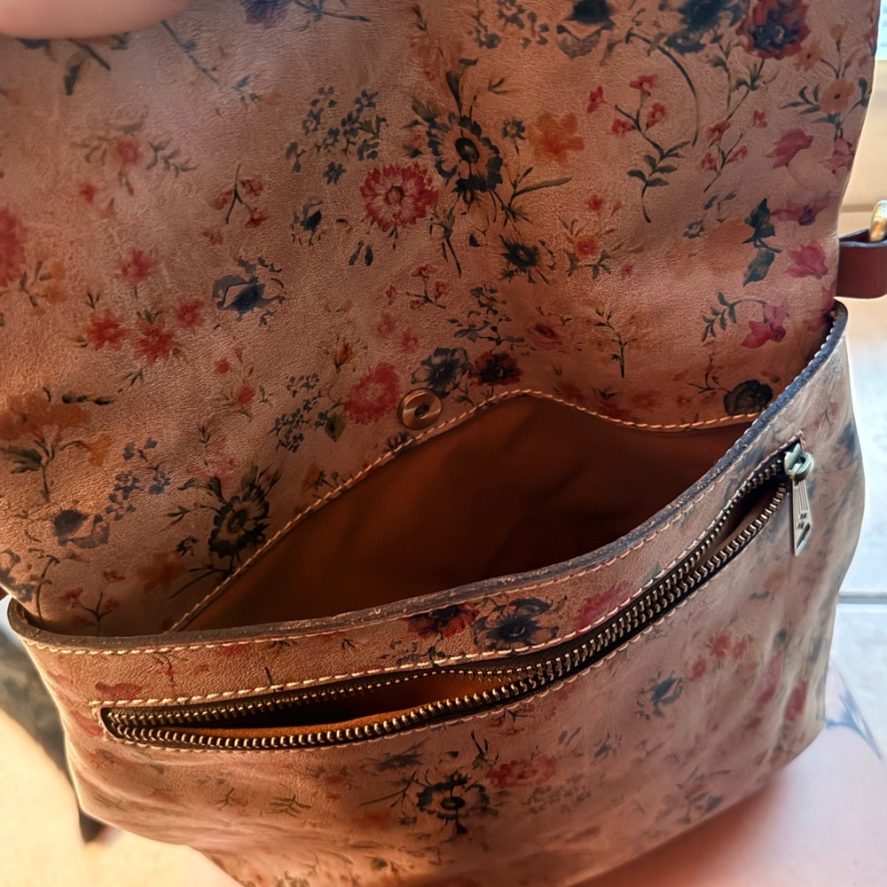 Patricia Nash Luzilla tan floral backpack purse - Picture 6 of 8